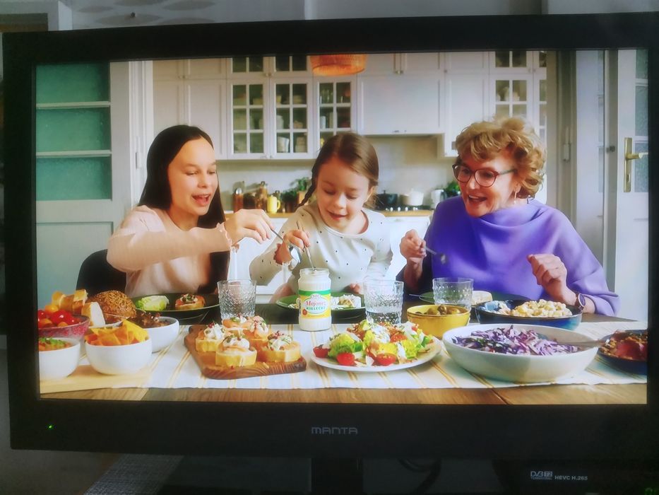 Telewizor Manta LED TV 2203 DVB-T