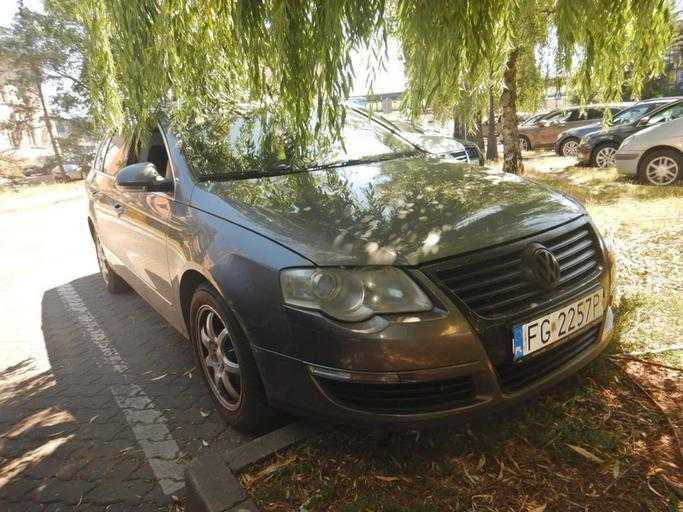 syndyk sprzeda samochód osobowy