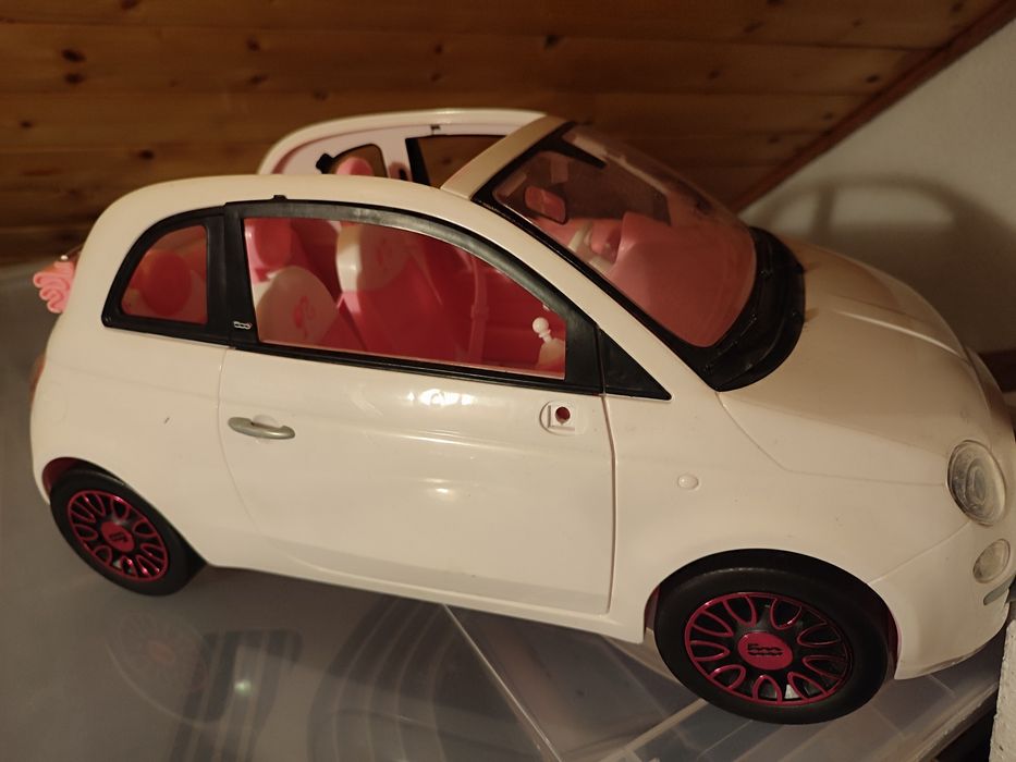 Carro da Barbie bom estado