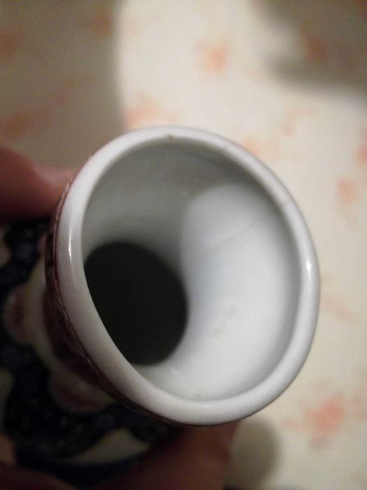 Duas jarras de porcelana