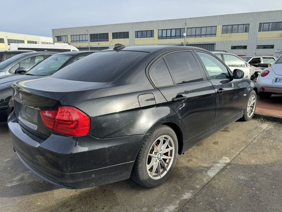 Bmw E90 320D para peças