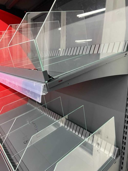 Торгові стелажі. Каса прилавок. Торгове обладнання. Вітрина стелаж