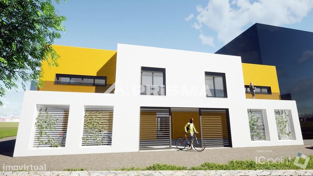 Oportunidade Imperdível! Lote para Construção de 2 Moradias em Zona Tr