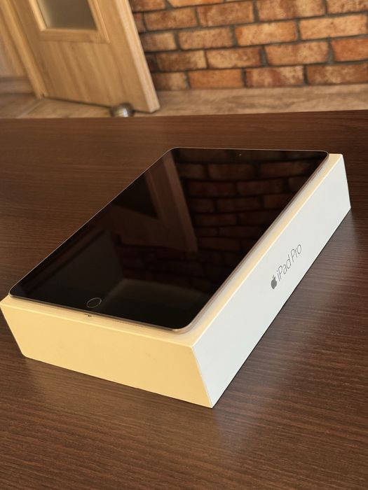 Apple iPad Pro 9,7” 32GB LTE CELLULAR Space Gray