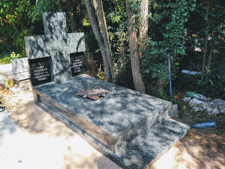 nagrobek granit Orion