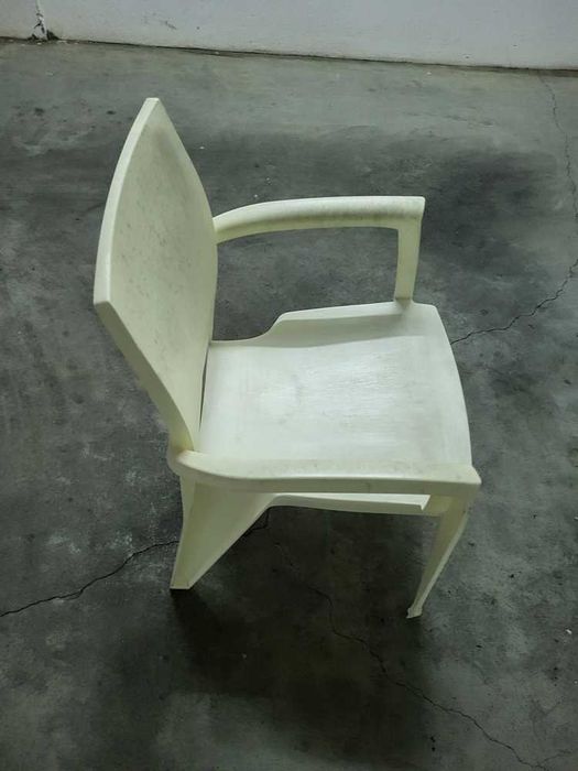 Cadeira de Pástico