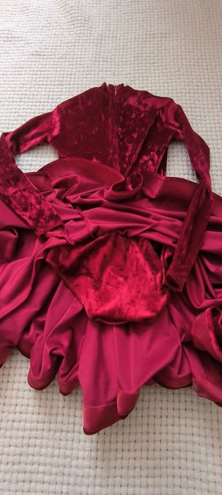 Бейсик сукня для бальних танців червона 134 128 140