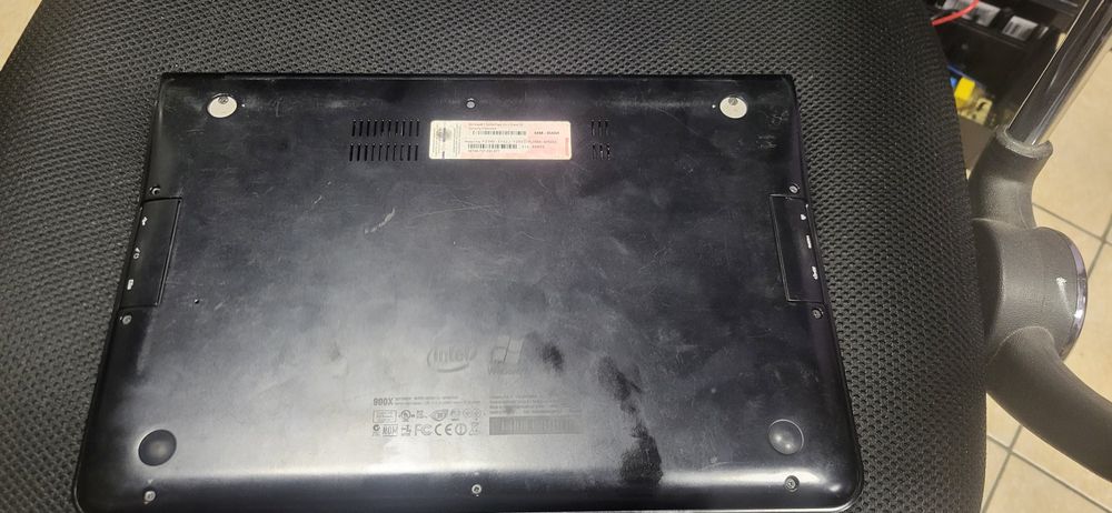 Продам ноутбук samsung NP900X3A