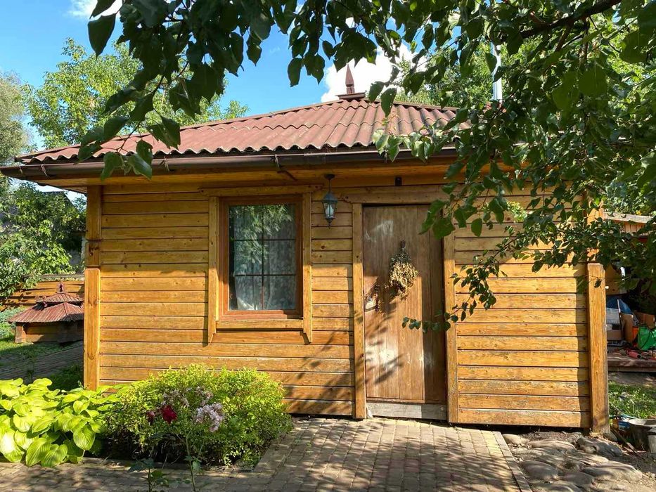Терміновий продаж! 2-поверховий зруб в місті Остер