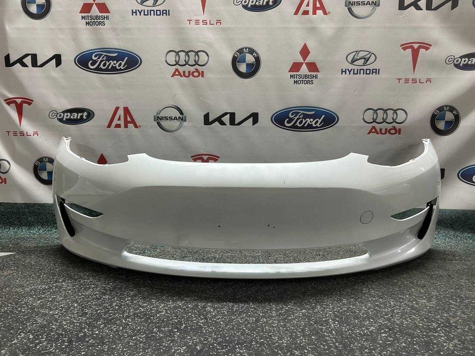 Бампер передній Tesla model 3 ppsw
