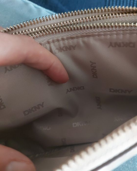 Piękna torebka DKNY nowa z metką