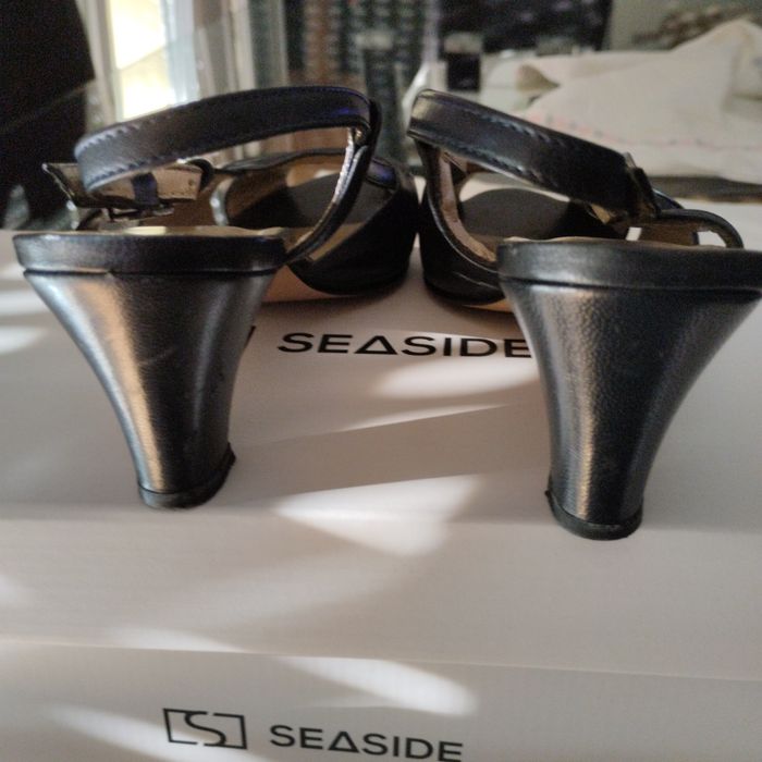 Sandálias pretas 36