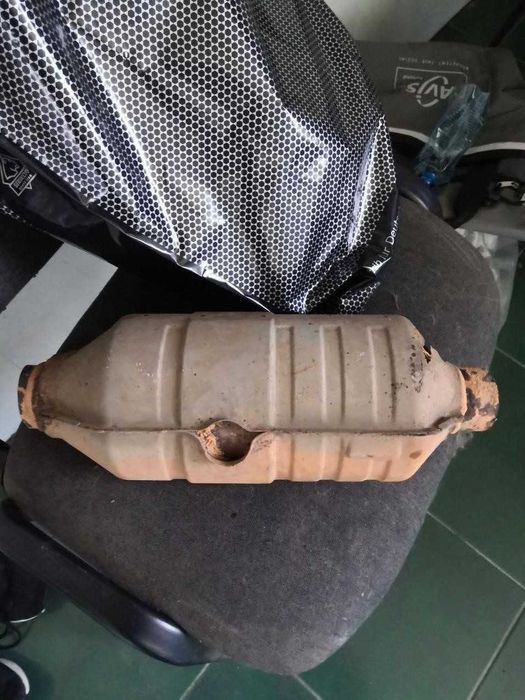 Катализатор б/у скупка продать викуп катализатор ДОРОГО аналіз куплю.