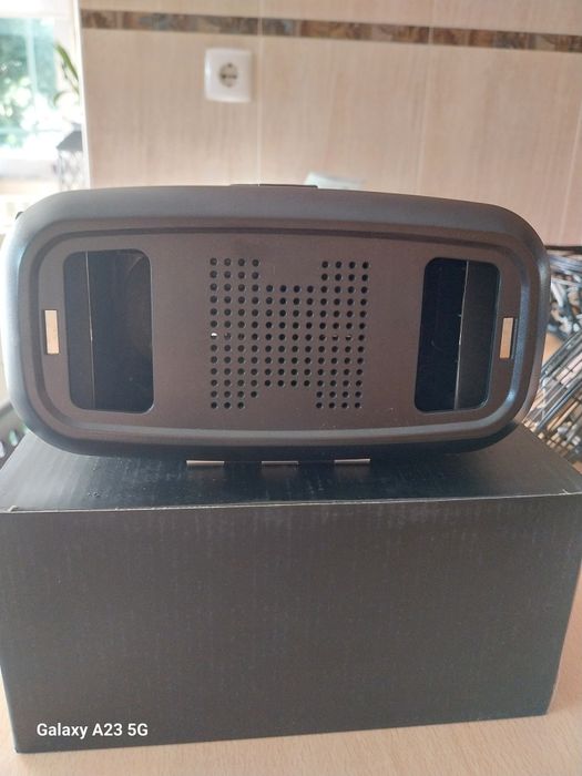 Virtual reality glasses429594252757575681