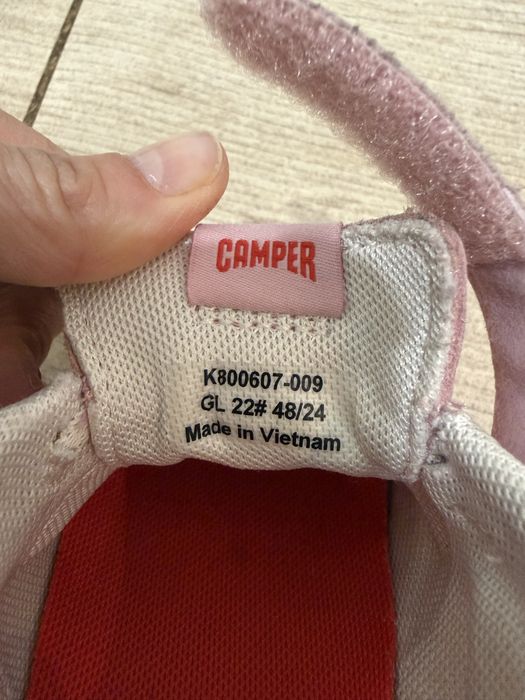 Camper дівчинка 22р