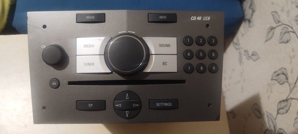 Продам магнітолу опель cd40usb