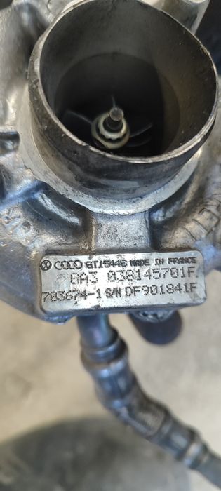 Turbos , admissões de ar e injetores VP 110 para grupo vag 1.9 TDI VP em bom estado