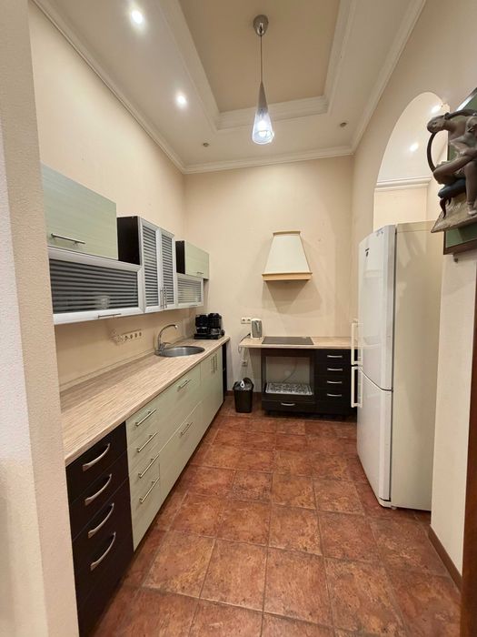 Оренда квартири/офісу в центрі Києва — вул. Тарасівська, 6 | 70 м²