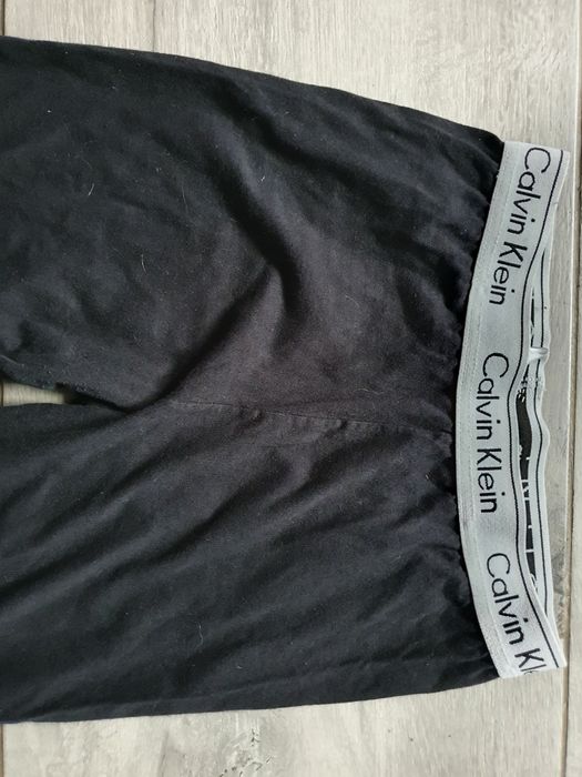 Czarne legginsy z białym paskiem XS/S