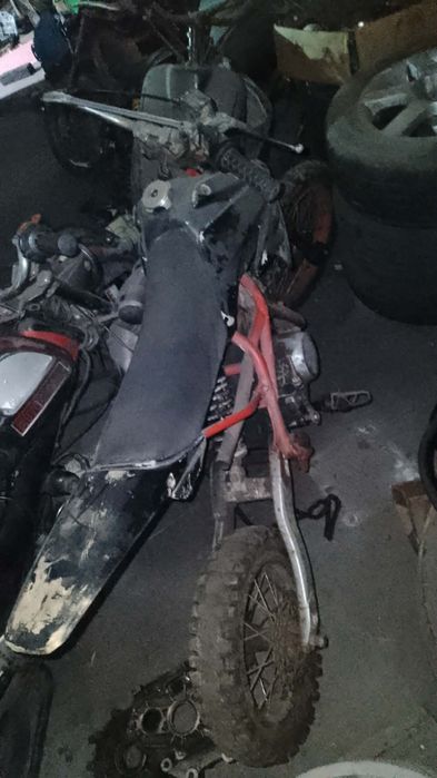 Vendo pit bike .
