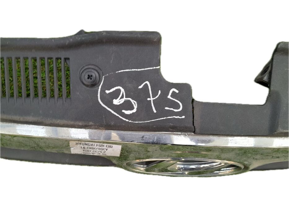 Grelha frente HYUNDAI i30 (FD)