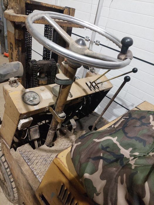 Wózek widłowy Rak A7