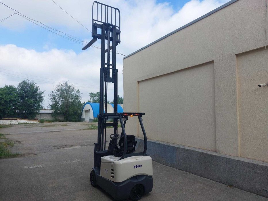 Вилочный погрузчик б/у Crown SCT6020-1.6 Электропогрузчик бу, 1600 кг