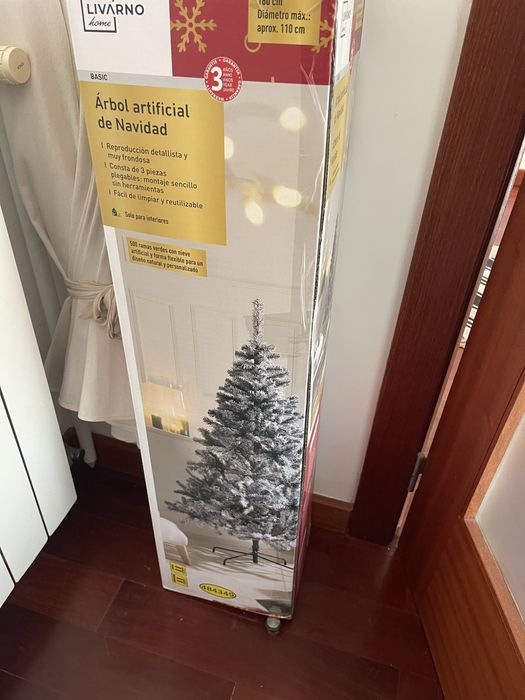 Arvore de natal em caixa