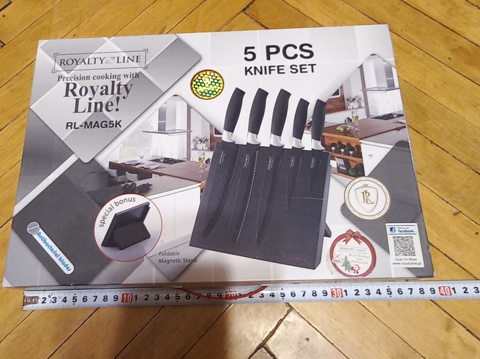 Коробок 39×28 плотный с ручкой