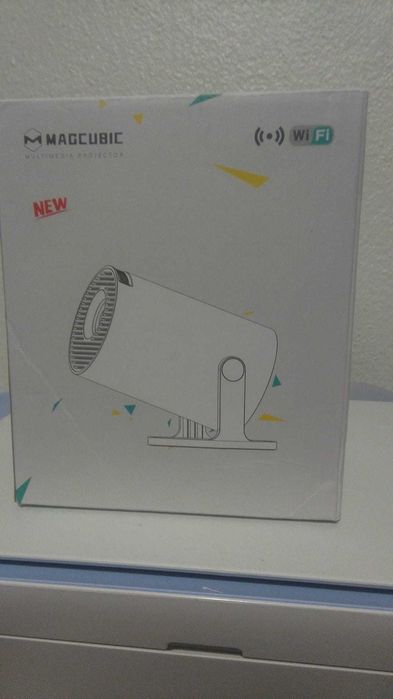 Projetor Smart Android WiFi Bluetooth HY300 Pro | HD 720p | HDMI USB | Novo