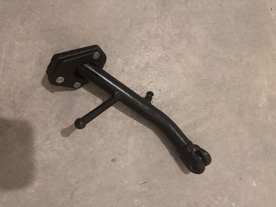 Descansos central e lateral Honda Forza 750