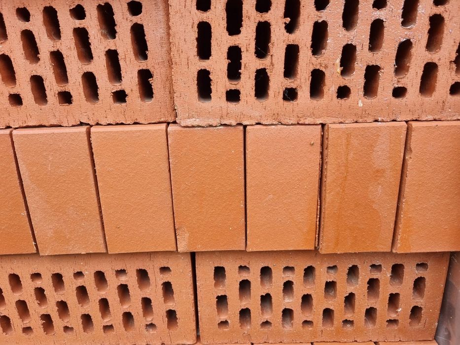 Cegła klinkierowa…