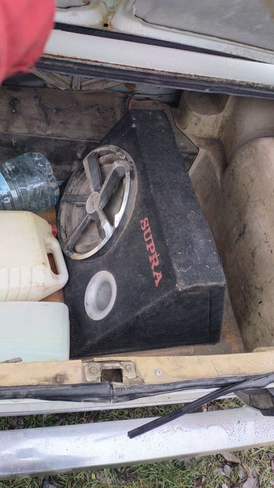 Ваз 2106 на повному бойовому ходу