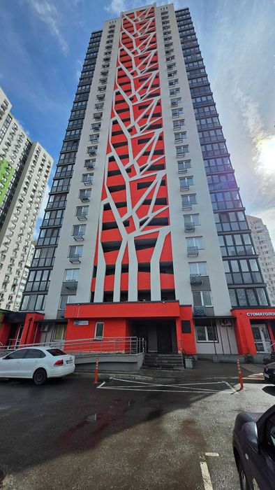 Продам квартиру Закревского 101Б, современный ремонт