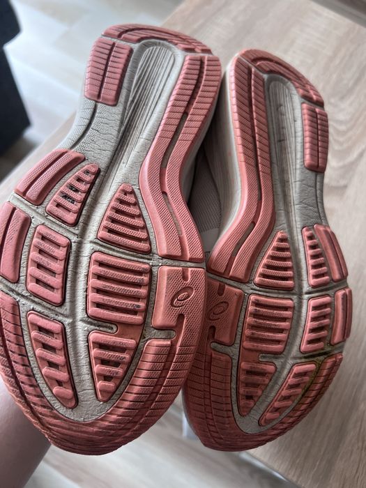 Buty do biegania asics