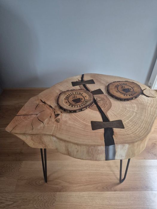 Stolik kawowy z drewna