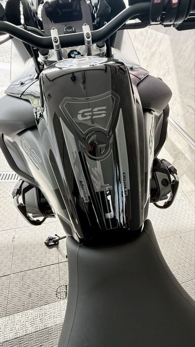 BMW R 1250 GSA Triple Black Full Extras