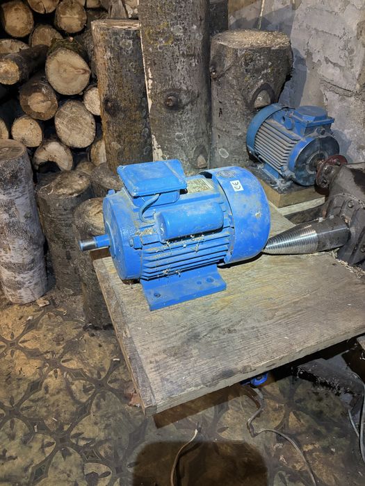 Двигун 4 кВт однофазний