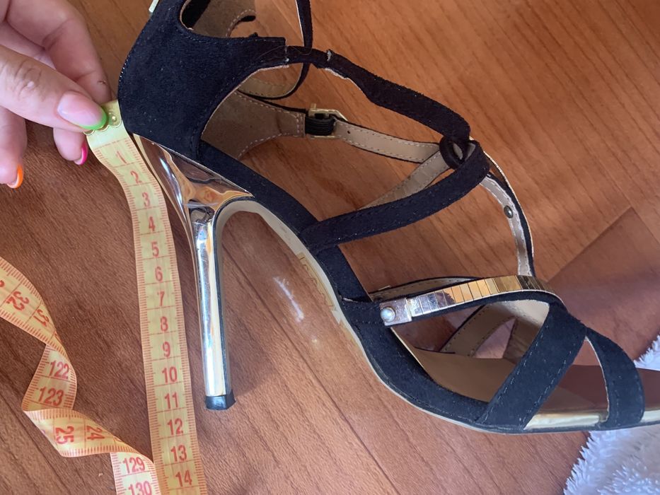 Женские летние замшевые босоножки