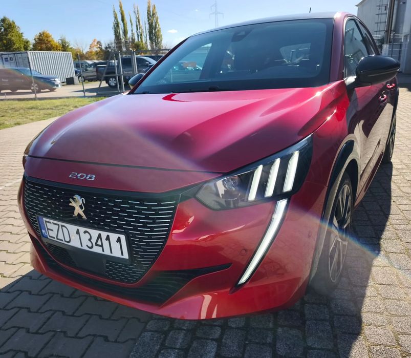 Peugeot 208