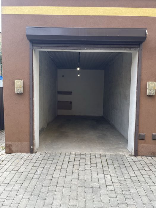 Гараж Озерна продам власник