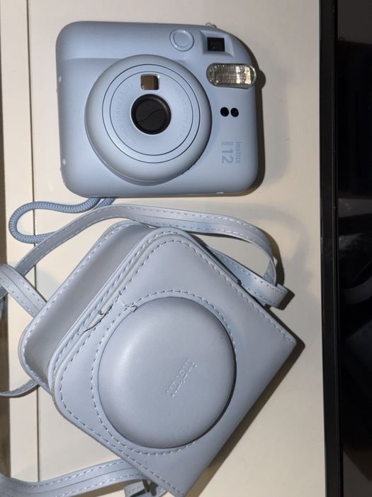 Instax Mini 12 - Câmara Fotografica