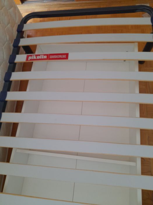 Estrado Pikolim, gaveta IKEA e colchão
