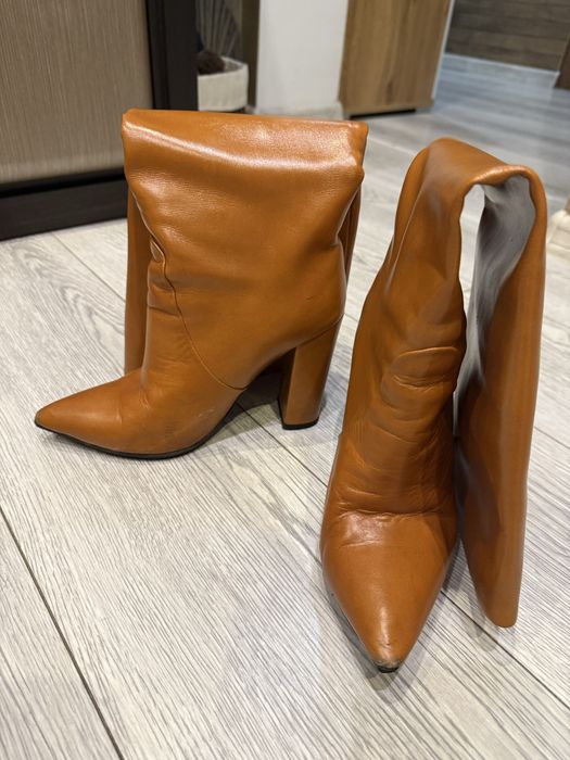 Продам брендові сапожки