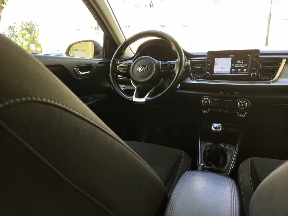 Kia rio 1.4 crdi full extras (Iva dedutível)