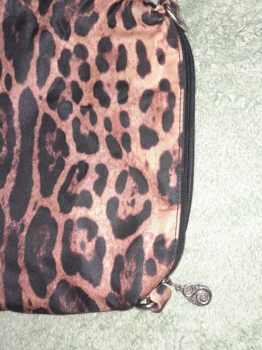 Майка з мереживом  нова!Колір насичений і виглядає дуже модно