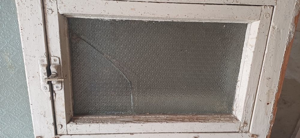 Продам дерев'яні вікна