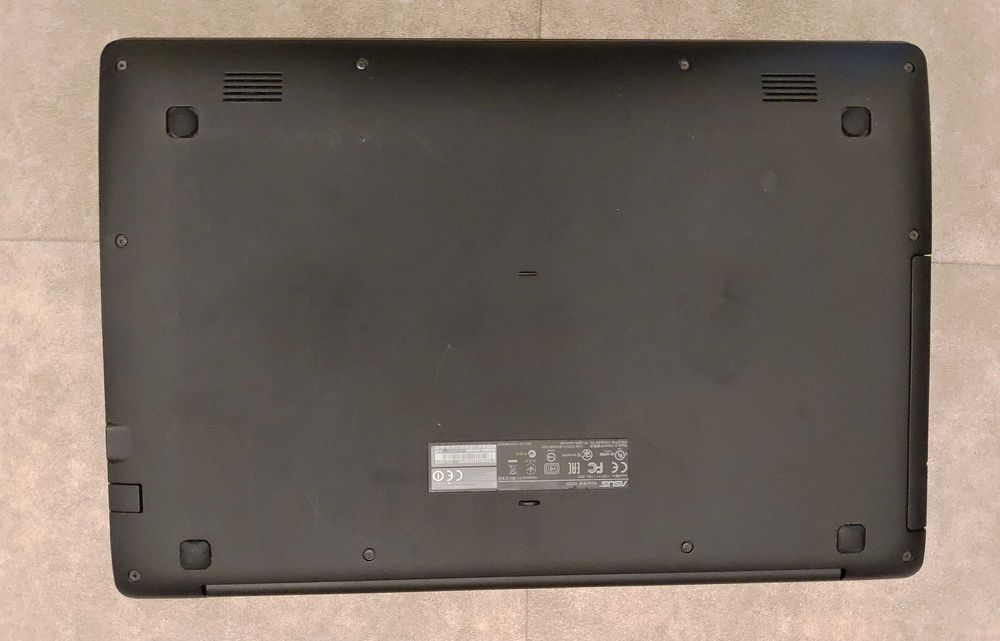 Ноутбук Asus x553m