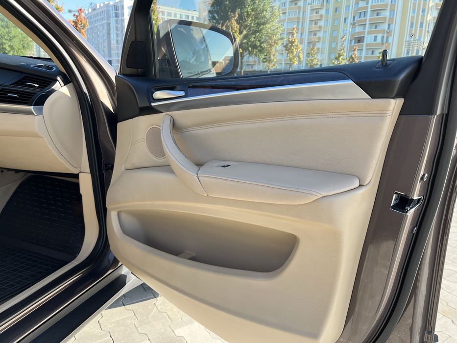 Автомобіль БМВ х5 е70 2012 р/в