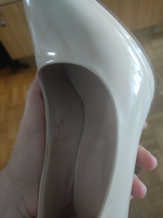 Buty, szpilki beżowe, rozmiar 38